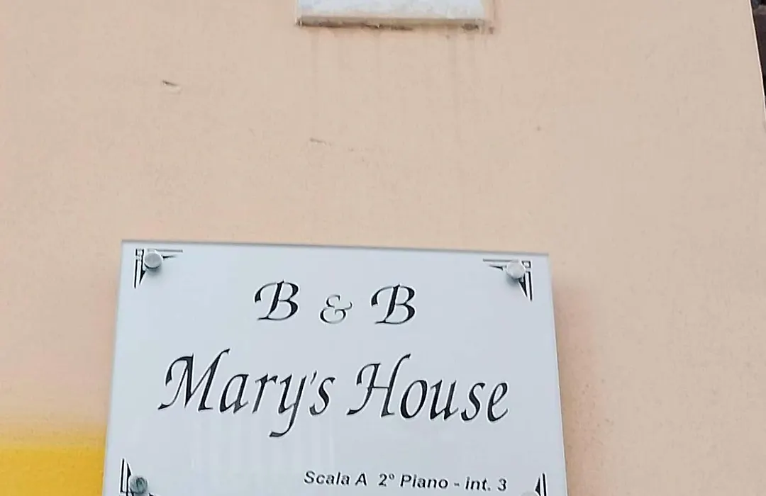 Mary House Napoli Centro-1